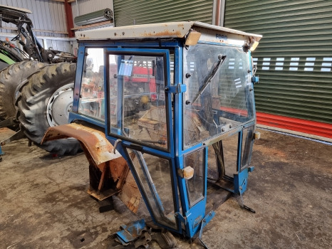 Ford 5600, 6600, 7600, 5000, 6000 Complete Fritzmeier Cab, Frame, Mark 2 Sold - Cabina: foto 1 Ford 5600, 6600, 7600, 5000, 6000 Complete Fritzmeier Cab, Frame, Mark 2 Sold - Cabina: foto 1