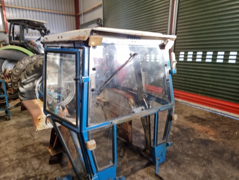 Ford 5600, 6600, 7600, 5000, 6000 Complete Fritzmeier Cab, Frame, Mark 2 Sold - Cabina: foto 4 Ford 5600, 6600, 7600, 5000, 6000 Complete Fritzmeier Cab, Frame, Mark 2 Sold - Cabina: foto 4