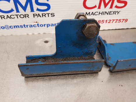 Ford 7610 5610, 6610, 6810, 7710 Sq Cab Tank Bracket Shield E4nn9r276ab11b - Depósito de combustible: foto 3 Ford 7610 5610, 6610, 6810, 7710 Sq Cab Tank Bracket Shield E4nn9r276ab11b - Depósito de combustible: foto 3