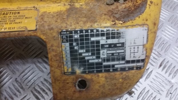 Ford Instrument Panel,dashboard Panel, D8nn9404304ec D8nn9404304fb D8nn9404304cc - Salpicadero para Tractor: foto 2 Ford Instrument Panel,dashboard Panel, D8nn9404304ec D8nn9404304fb D8nn9404304cc - Salpicadero para Tractor: foto 2