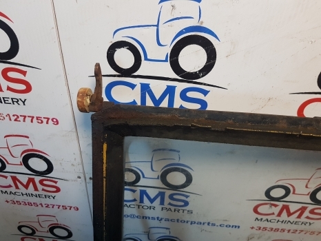 Jcb 3cx Sitemaster Rear Window Frame With Glass 121/07000, 92606001, 657/00018 - Ventana y piezas para Retroexcavadora: foto 5 Jcb 3cx Sitemaster Rear Window Frame With Glass 121/07000, 92606001, 657/00018 - Ventana y piezas para Retroexcavadora: foto 5