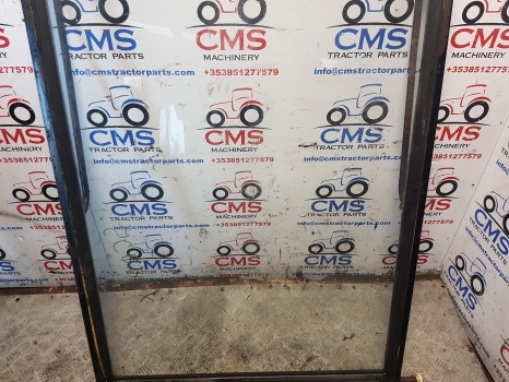 Jcb 3cx Sitemaster Rear Window Frame With Glass 121/07000, 92606001, 657/00018 - Ventana y piezas para Retroexcavadora: foto 3 Jcb 3cx Sitemaster Rear Window Frame With Glass 121/07000, 92606001, 657/00018 - Ventana y piezas para Retroexcavadora: foto 3