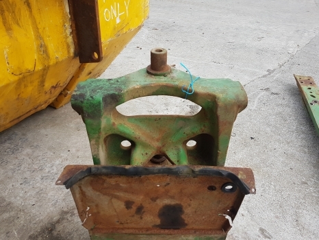 John Deere 6610, 6510 Premuim Front Axle Casting Al102442, L102442 - Eje delantero para Maquinaria agrícola: foto 3 John Deere 6610, 6510 Premuim Front Axle Casting Al102442, L102442 - Eje delantero para Maquinaria agrícola: foto 3