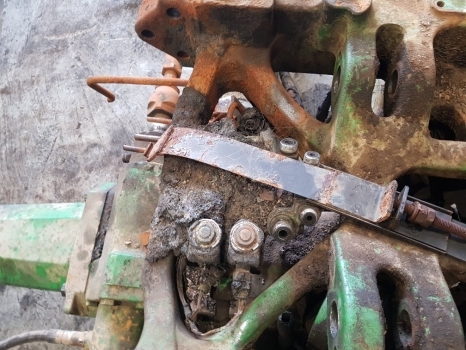 John Deere 6820, 6920 Front Axle Complete Dana Spicer 745/750 Tls  L206438 - Eje delantero para Maquinaria agrícola: foto 4 John Deere 6820, 6920 Front Axle Complete Dana Spicer 745/750 Tls  L206438 - Eje delantero para Maquinaria agrícola: foto 4