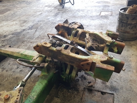 John Deere 6820, 6920 Front Axle Complete Dana Spicer 745/750 Tls  L206438 - Eje delantero para Maquinaria agrícola: foto 3 John Deere 6820, 6920 Front Axle Complete Dana Spicer 745/750 Tls  L206438 - Eje delantero para Maquinaria agrícola: foto 3