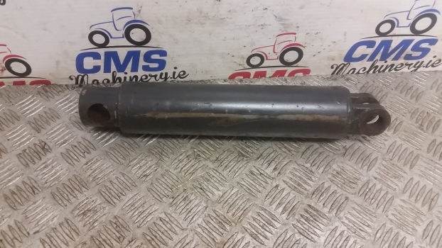 Landini Mythos Series Mythos 115 Hydraulic Lift Cylinder 3654190m91 - Cilindro hidráulico para Tractor: foto 1 Landini Mythos Series Mythos 115 Hydraulic Lift Cylinder 3654190m91 - Cilindro hidráulico para Tractor: foto 1