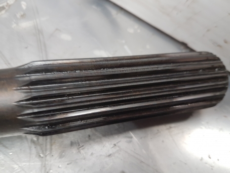 Landini Vision 80, 95, 105 Front Axle Drive Shaft Lhs 3557963m91 - Palier para Tractor: foto 2 Landini Vision 80, 95, 105 Front Axle Drive Shaft Lhs 3557963m91 - Palier para Tractor: foto 2
