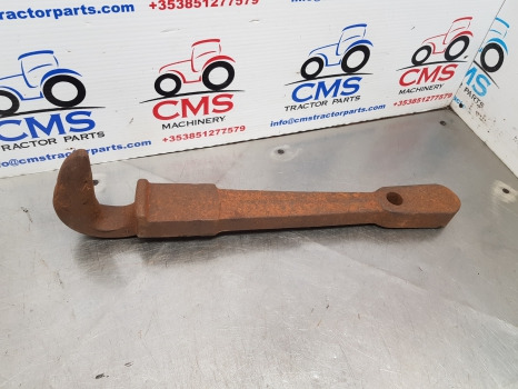 Massey Ferguson 135, 100, 300, 600 Pick Up Hitch Hook 886230m1 - Bastidor/ Chasis: foto 4 Massey Ferguson 135, 100, 300, 600 Pick Up Hitch Hook 886230m1 - Bastidor/ Chasis: foto 4