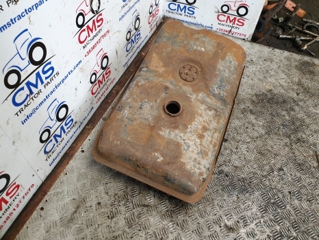 Massey Ferguson 20d, 20e, 30e, 30h, 40e Original Fuel Tank 1672762m91 - Depósito de combustible para Tractor: foto 5 Massey Ferguson 20d, 20e, 30e, 30h, 40e Original Fuel Tank 1672762m91 - Depósito de combustible para Tractor: foto 5