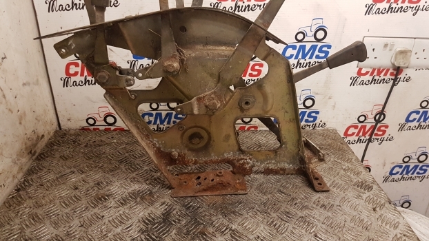 Cabina e interior para Tractor Massey Ferguson 4255 Cab Lift Rear Console Controls 3814519m92: foto 6
