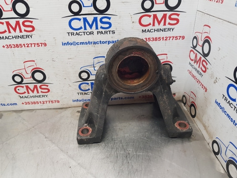 Massey Ferguson 5400, 6400, 3000 Ser 5455 Front Axle Bracket 3712093m11, 3712093 - Suspensión: foto 2 Massey Ferguson 5400, 6400, 3000 Ser 5455 Front Axle Bracket 3712093m11, 3712093 - Suspensión: foto 2