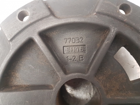 Massey Ferguson 5455 Support Rear Axle Differential 3794032m4 - Diferencial para Tractor: foto 4 Massey Ferguson 5455 Support Rear Axle Differential 3794032m4 - Diferencial para Tractor: foto 4