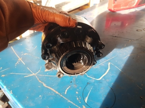 Massey Ferguson 6160, 6170, 5455, 390t 6180 Front Axle Differential 3429476m92 - Diferencial para Tractor: foto 3 Massey Ferguson 6160, 6170, 5455, 390t 6180 Front Axle Differential 3429476m92 - Diferencial para Tractor: foto 3