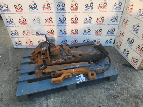 New Holland Case T6, Maxxum, Mxu, T6000, Tsa Ser T6.145 Pick Up Hitch 87482831 - Bastidor/ Chasis: foto 1 New Holland Case T6, Maxxum, Mxu, T6000, Tsa Ser T6.145 Pick Up Hitch 87482831 - Bastidor/ Chasis: foto 1