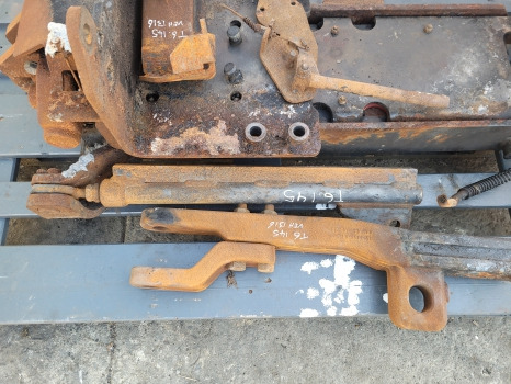 New Holland Case T6, Maxxum, Mxu, T6000, Tsa Ser T6.145 Pick Up Hitch 87482831 - Bastidor/ Chasis: foto 3 New Holland Case T6, Maxxum, Mxu, T6000, Tsa Ser T6.145 Pick Up Hitch 87482831 - Bastidor/ Chasis: foto 3