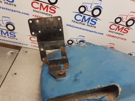 New Holland Tm, Ts, Tl, 35, 60, 40 Series Mudguard Extension Lhs 82003474 - Guardabarros para Tractor: foto 5 New Holland Tm, Ts, Tl, 35, 60, 40 Series Mudguard Extension Lhs 82003474 - Guardabarros para Tractor: foto 5