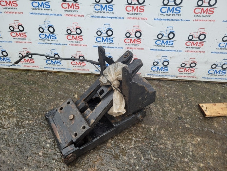 New Holland Tn 60 Da, Tn75s, Tn75sa, Tn55d, Tn60a Deluxe Pick Up Hitch 82018194 - Bastidor/ Chasis: foto 1 New Holland Tn 60 Da, Tn75s, Tn75sa, Tn55d, Tn60a Deluxe Pick Up Hitch 82018194 - Bastidor/ Chasis: foto 1