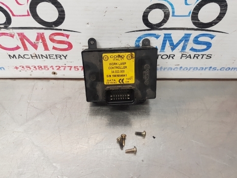 New Holland Ts115a Case Mxu100, 110 Worklamp Ecu 82022885, 47571856 - Unidad de control para Tractor: foto 5 New Holland Ts115a Case Mxu100, 110 Worklamp Ecu 82022885, 47571856 - Unidad de control para Tractor: foto 5