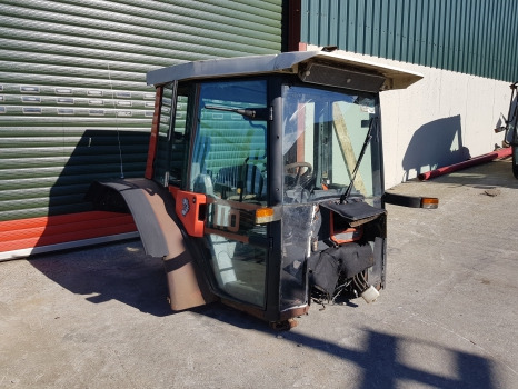 Same Antares 110, 130, Silver 110, 130 Complete Cab As Pictures 0.010.4091.3/40 - Cabina: foto 1 Same Antares 110, 130, Silver 110, 130 Complete Cab As Pictures 0.010.4091.3/40 - Cabina: foto 1