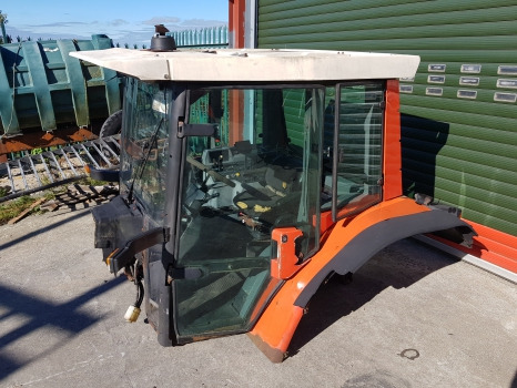 Same Antares 110, 130, Silver 110, 130 Complete Cab As Pictures 0.010.4091.3/40 - Cabina: foto 5 Same Antares 110, 130, Silver 110, 130 Complete Cab As Pictures 0.010.4091.3/40 - Cabina: foto 5