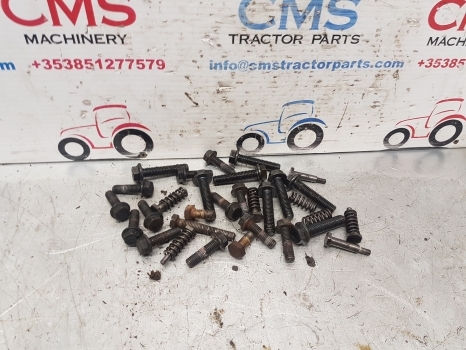 Cubo para Tractor Same Deutz Lamborghini Rubin 120 Front Axle Hub Bolts Kit: foto 1