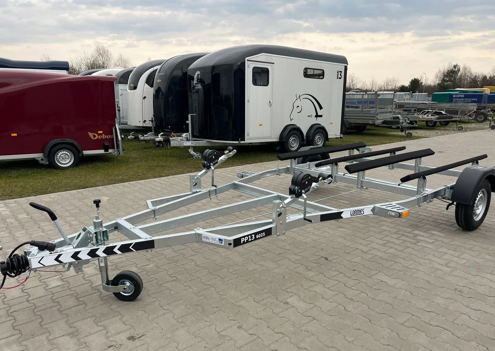 Lorries PP13 -6025 L na 2 skutery wodne - Remolque para barco: foto 2 Lorries PP13 -6025 L na 2 skutery wodne - Remolque para barco: foto 2