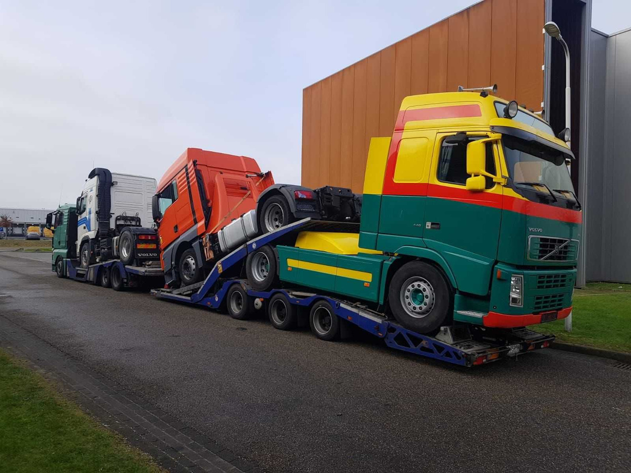 MAN TGA 26.440, Euro 5, FVG Autotransporter Autolaweta zestaw 6 osi - Camión portavehículos: foto 3 MAN TGA 26.440, Euro 5, FVG Autotransporter Autolaweta zestaw 6 osi - Camión portavehículos: foto 3