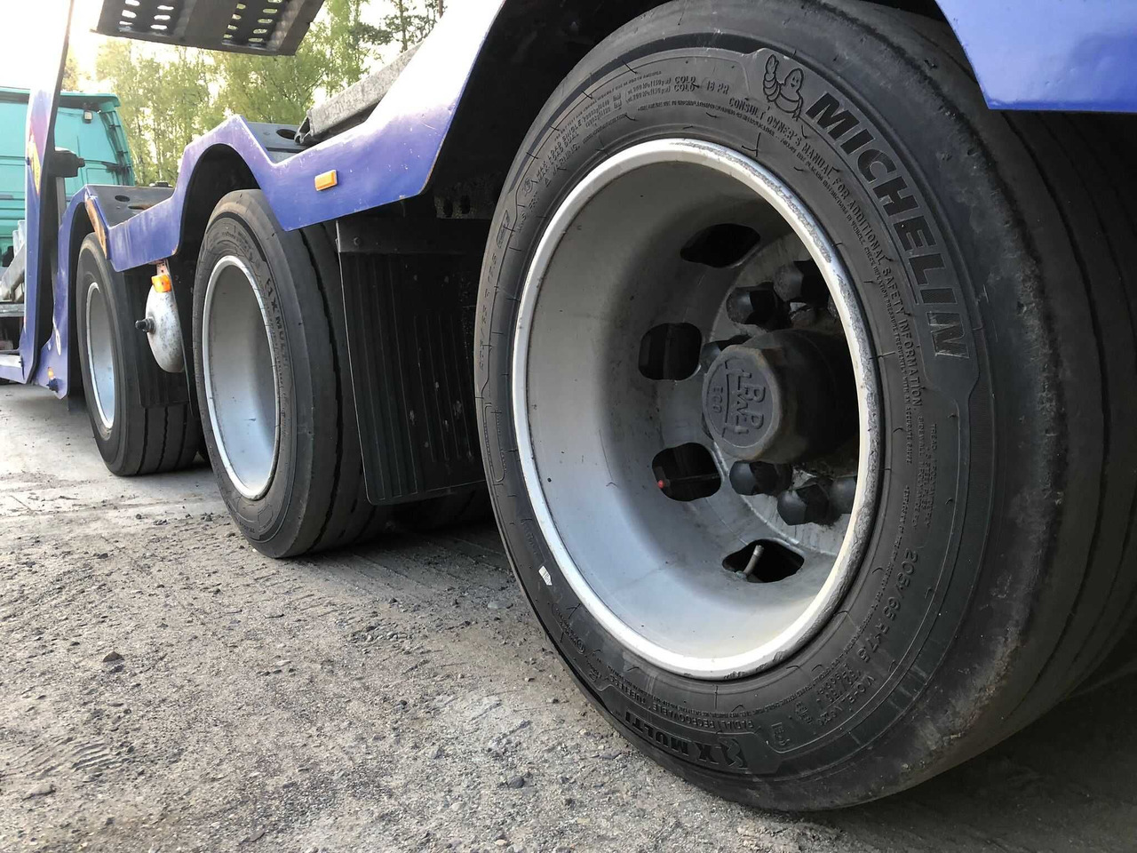 MAN TGA 26.440, Euro 5, FVG Autotransporter Autolaweta zestaw 6 osi - Camión portavehículos: foto 4 MAN TGA 26.440, Euro 5, FVG Autotransporter Autolaweta zestaw 6 osi - Camión portavehículos: foto 4