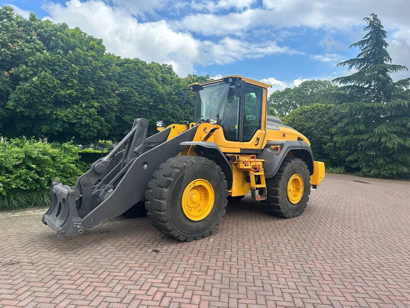 Volvo L120 H - Cargadora de ruedas: foto 2 Volvo L120 H - Cargadora de ruedas: foto 2