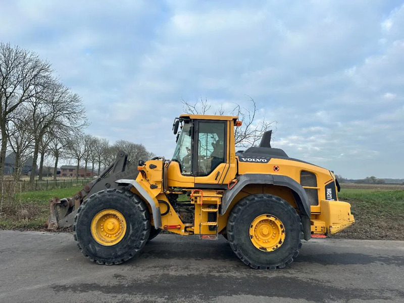 Volvo L120 H - Cargadora de ruedas: foto 1 Volvo L120 H - Cargadora de ruedas: foto 1