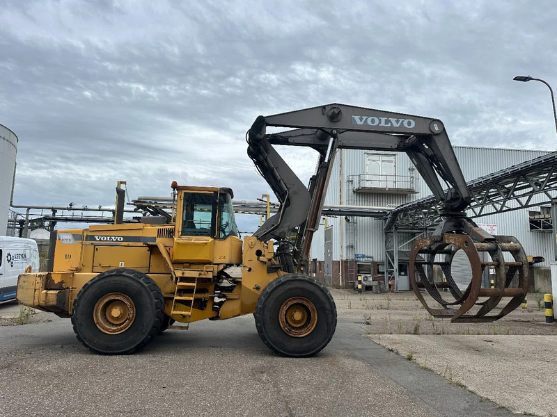 Volvo L180 C High Lift - Remolque forestal: foto 1 Volvo L180 C High Lift - Remolque forestal: foto 1