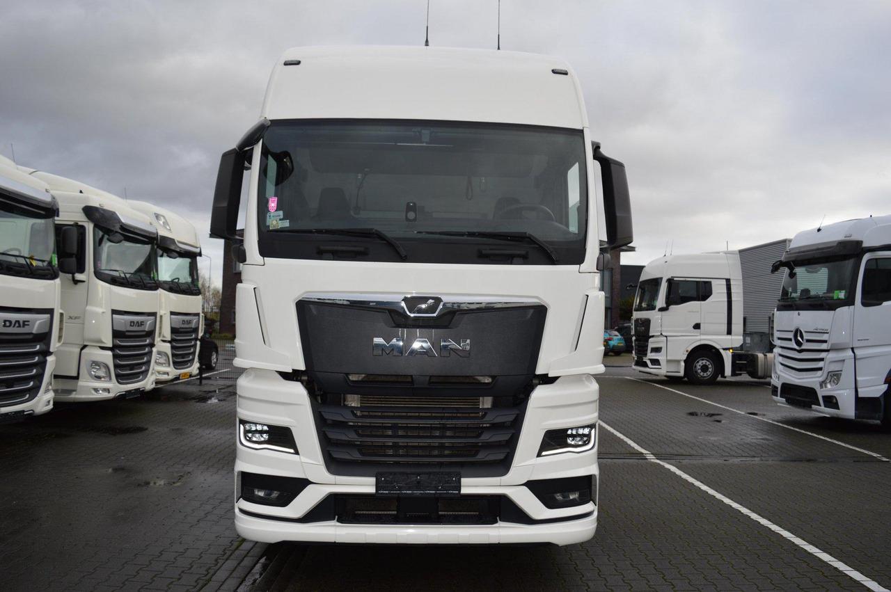 MAN TGX 18.470 GX - Cabeza tractora: foto 2 MAN TGX 18.470 GX - Cabeza tractora: foto 2