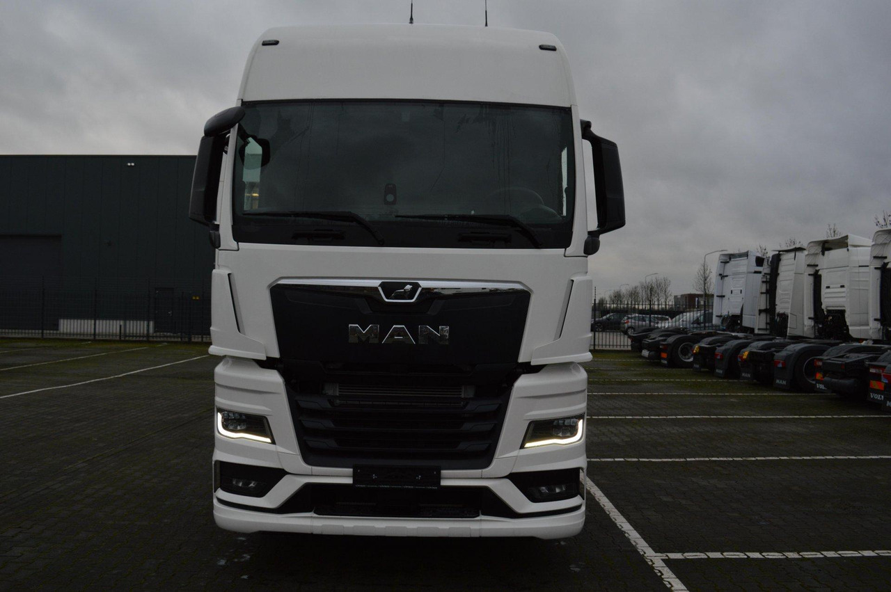 MAN TGX 18.470 GX - Cabeza tractora: foto 2 MAN TGX 18.470 GX - Cabeza tractora: foto 2