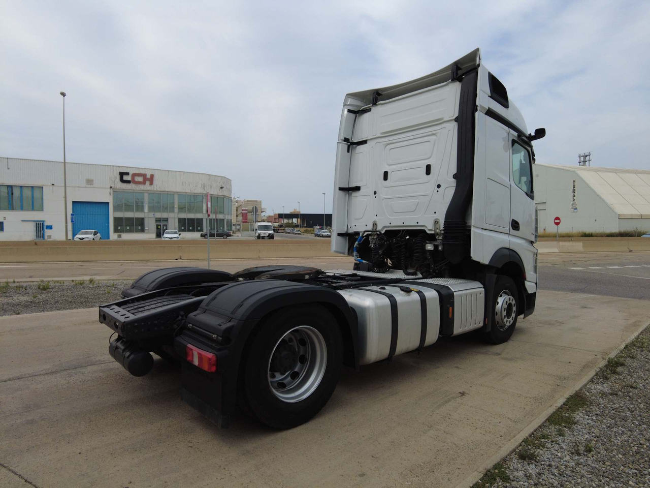 Mercedes-Benz Actros 5 1845 BigSpace - Cabeza tractora: foto 3 Mercedes-Benz Actros 5 1845 BigSpace - Cabeza tractora: foto 3