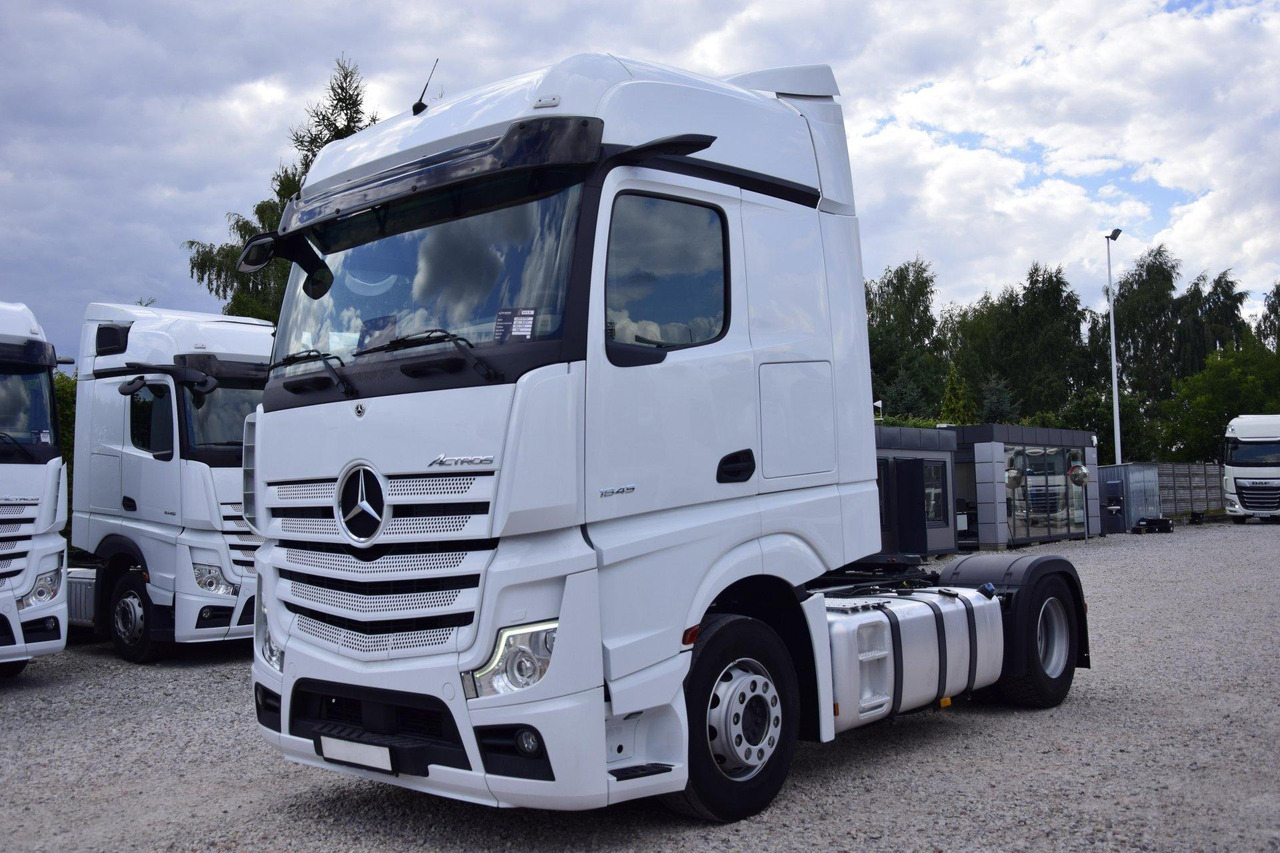 Mercedes-Benz Actros 5 1845 BigSpace - Cabeza tractora: foto 1 Mercedes-Benz Actros 5 1845 BigSpace - Cabeza tractora: foto 1