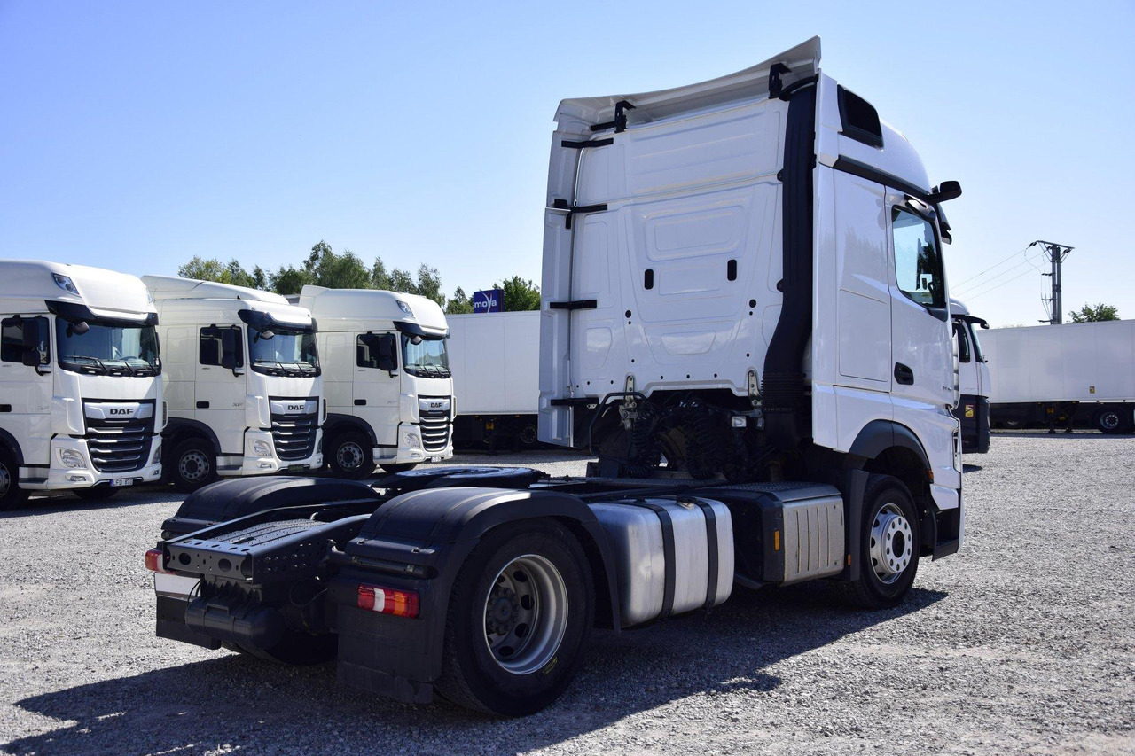 Mercedes-Benz Actros 5 1845 BigSpace - Cabeza tractora: foto 4 Mercedes-Benz Actros 5 1845 BigSpace - Cabeza tractora: foto 4