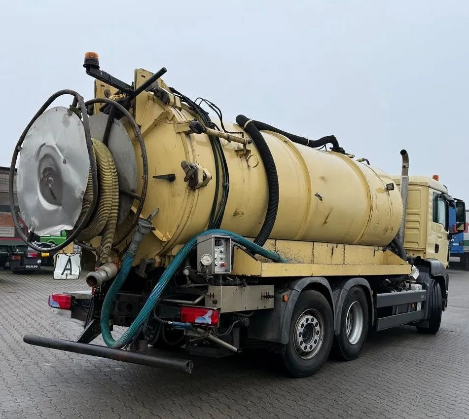 MAN MAN TGS 26.360/6X2/POJAZD KOMUNALNY Z WYWROTEM - Limpieza de alcantarillado: foto 5 MAN MAN TGS 26.360/6X2/POJAZD KOMUNALNY Z WYWROTEM - Limpieza de alcantarillado: foto 5