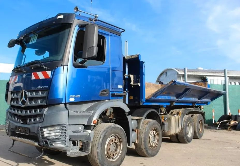 Mercedes-Benz 3245 | 8x4 | Wywrotka 3-stronna Meiller | Retarder | Bordmatik | Euro 6 | Klima | 308 798 km - Camión volquete: foto 1 Mercedes-Benz 3245 | 8x4 | Wywrotka 3-stronna Meiller | Retarder | Bordmatik | Euro 6 | Klima | 308 798 km - Camión volquete: foto 1