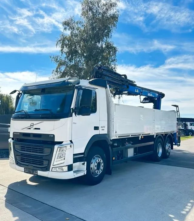 Volvo FM420 6x2 z zabudową budowlaną / oś podnoszona i skrętna / HDS Atlas / Euro 6 / 238 000 km - Otros maquinaria: foto 1 Volvo FM420 6x2 z zabudową budowlaną / oś podnoszona i skrętna / HDS Atlas / Euro 6 / 238 000 km - Otros maquinaria: foto 1