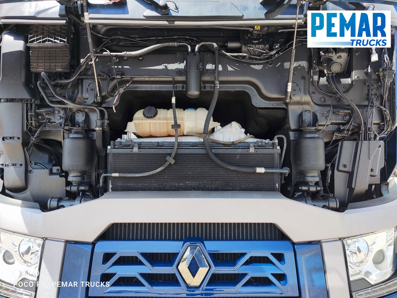 Cabeza tractora RENAULT T 520 HIGH COMFORT EURO 6: foto 22 Cabeza tractora RENAULT T 520 HIGH COMFORT EURO 6: foto 22