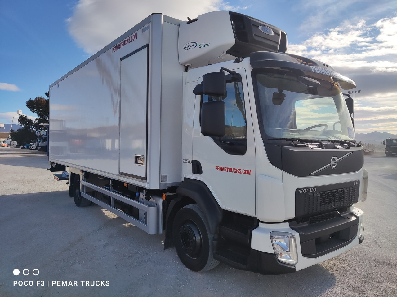 VOLVO FL 250 FRIGORIFICO 12T EURO 6 - Camión frigorífico: foto 3 VOLVO FL 250 FRIGORIFICO 12T EURO 6 - Camión frigorífico: foto 3