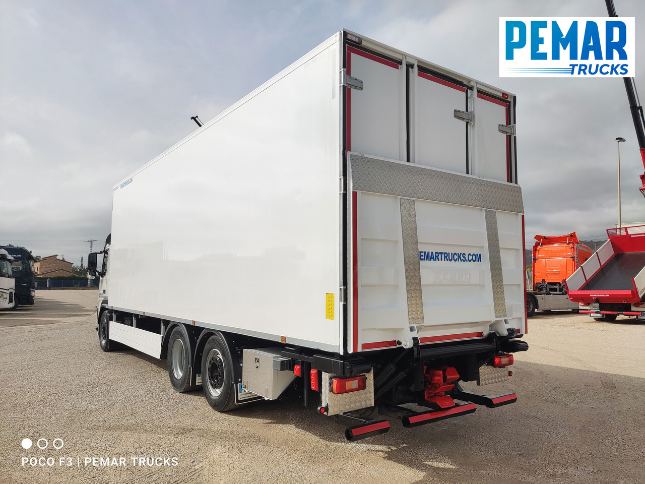 Camión frigorífico VOLVO FM 410 6X2 FRIGORIFICO: foto 7