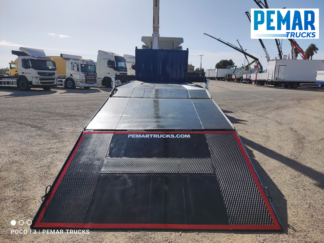 Camión portavehículos, Camión grúa VOLVO FM 410 6X2 GRUA PORTAMAQUINARIA: foto 16