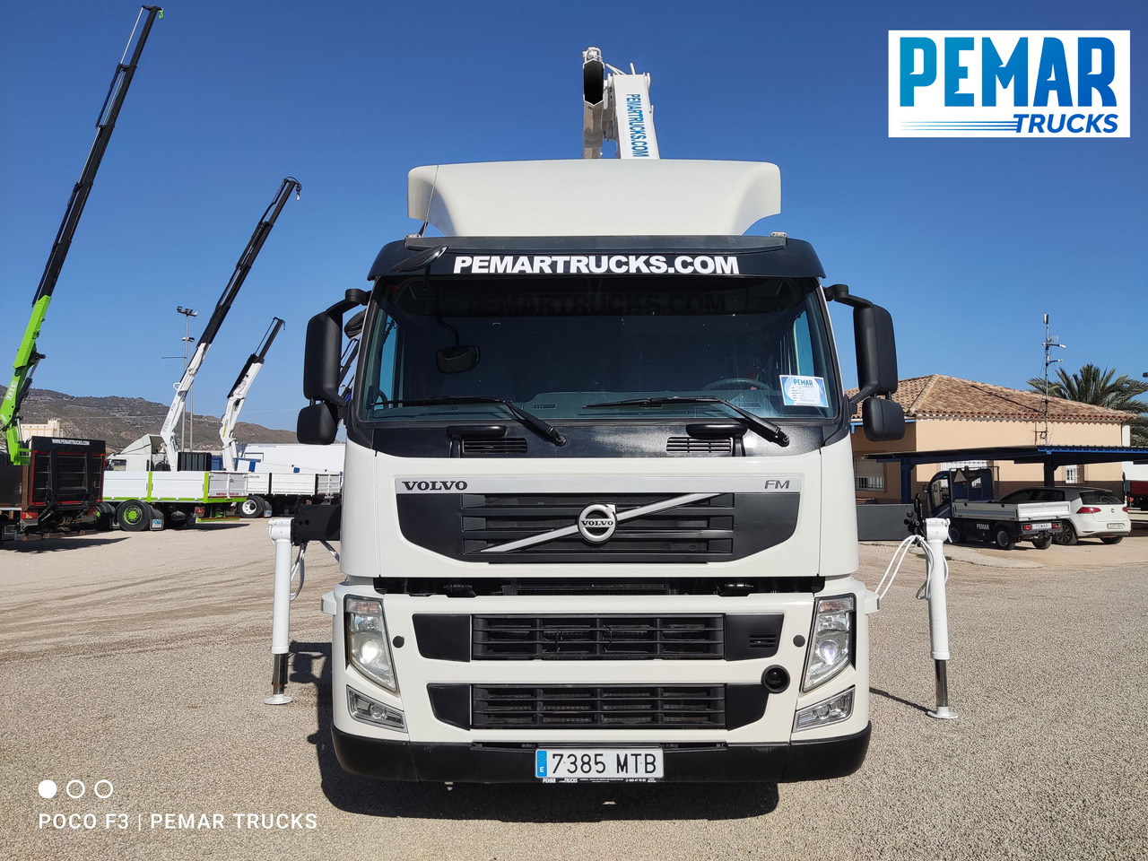 Camión portavehículos, Camión grúa VOLVO FM 410 6X2 GRUA PORTAMAQUINARIA: foto 12