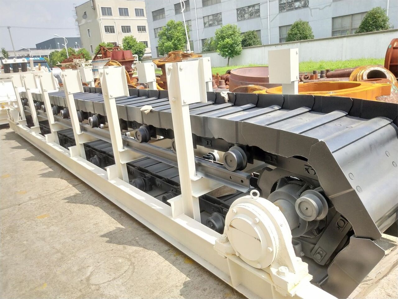 Kinglink Apron feeder WBZ200 - Transportador: foto 1 Kinglink Apron feeder WBZ200 - Transportador: foto 1