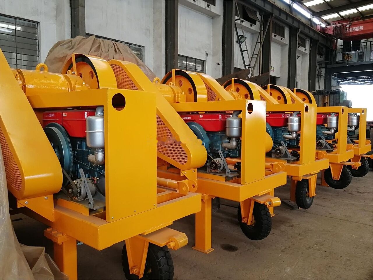 Kinglink Diesel engine Driven Portable Jaw Crusher - Trituradora de mandíbula: foto 2 Kinglink Diesel engine Driven Portable Jaw Crusher - Trituradora de mandíbula: foto 2