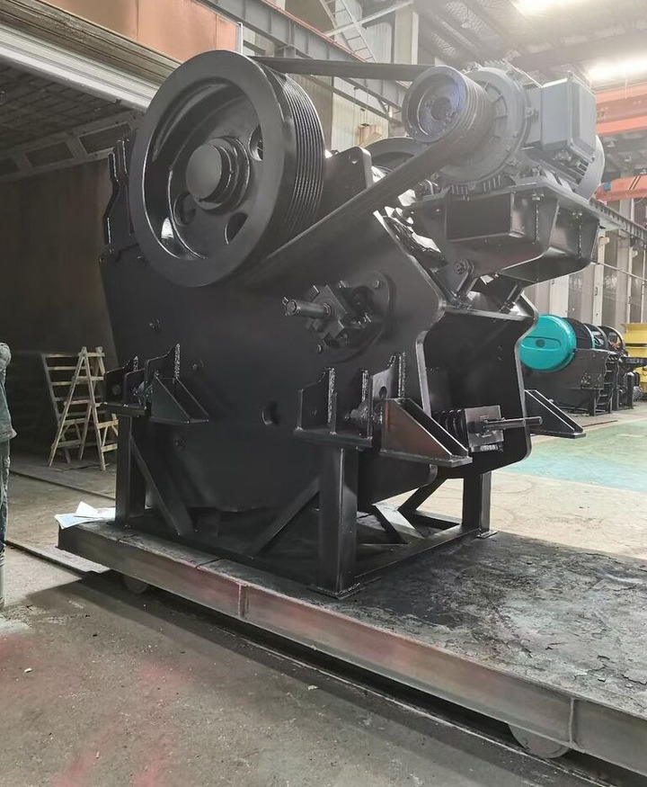 Kinglink European type Stone Jaw Crusher | Zinc - Trituradora de mandíbula: foto 1 Kinglink European type Stone Jaw Crusher | Zinc - Trituradora de mandíbula: foto 1