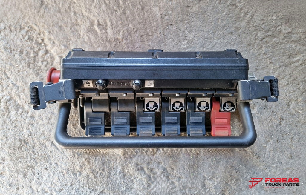 Grúa para camión HIAB 245 E-4 WITH RADIO CONTROL: foto 13 Grúa para camión HIAB 245 E-4 WITH RADIO CONTROL: foto 13