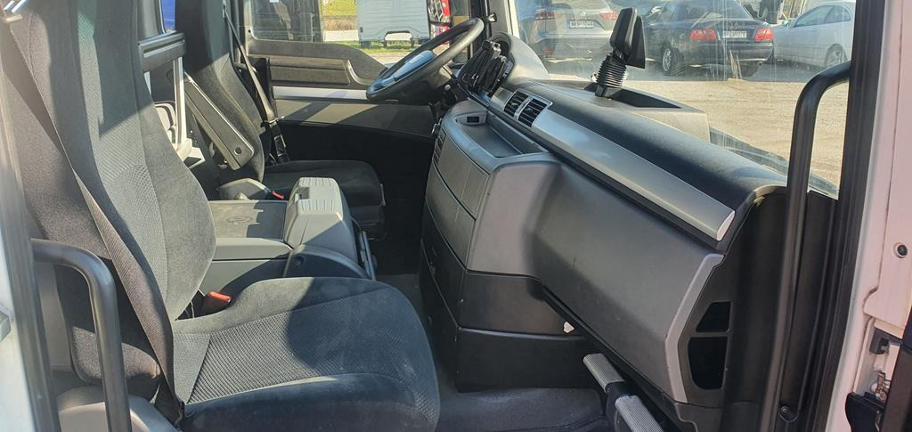 Cabina para Camión MAN TGX - EURO 6: foto 8