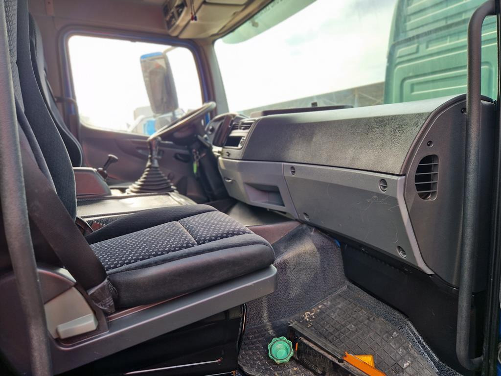 Cabina para Camión MERCEDES-BENZ ATEGO 3: foto 19